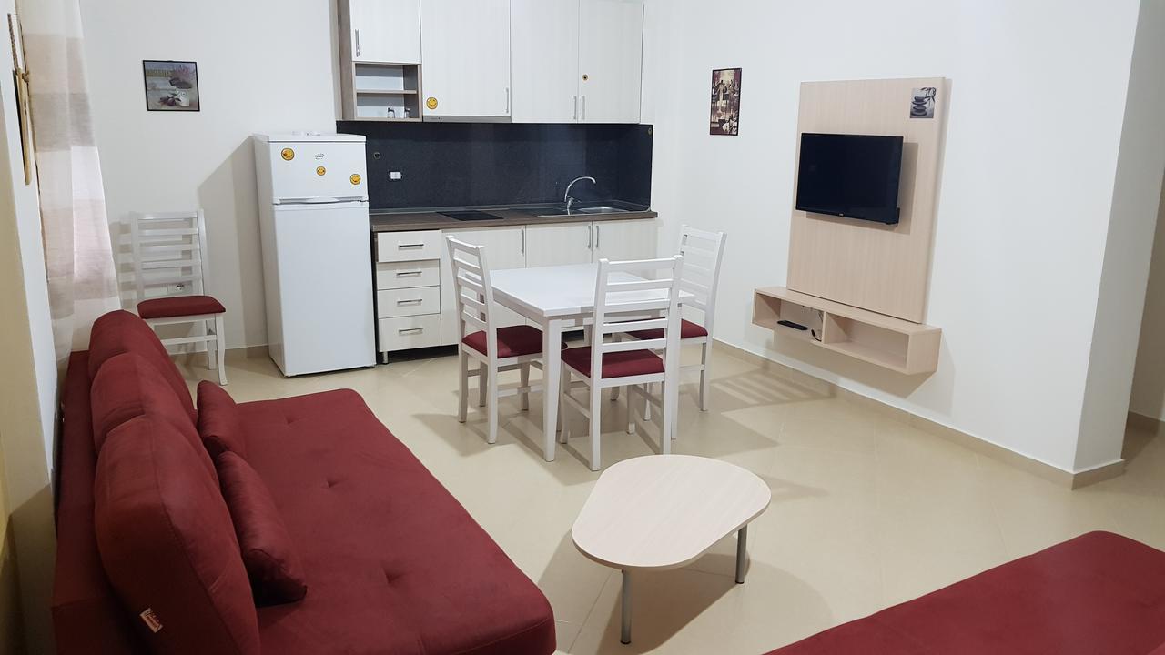 Apartment Giallo
