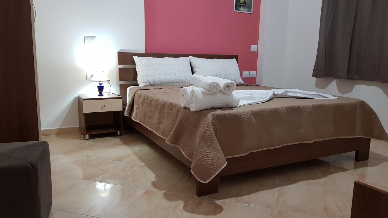 Giallo Apartment